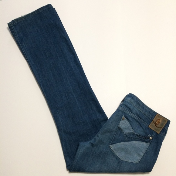 Hippie Jeans Ladies Size 30 Boot Cut Medium Wash - Picture 1 of 8